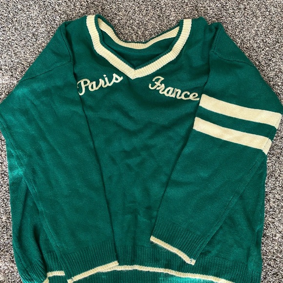 Green Paris France v neck sweater - Picture 1 of 1